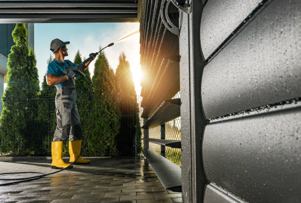 Best Garage Pressure Washing  in Willard, UT